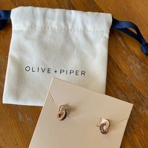 NWT Olive + Piper Mini Hoops